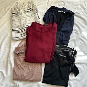 🔔🎉BUNDLE 5 Blouses (Small, Medium and XL)
